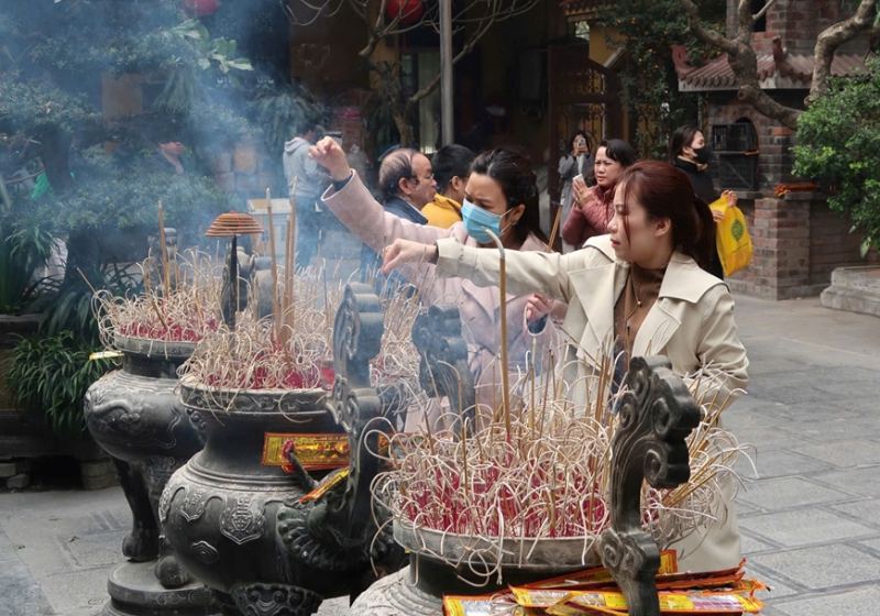 Khám phá điềm báo mơ đi chùa tốt hay xấu?